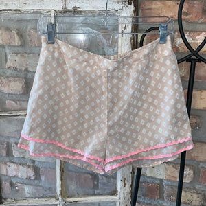 Bohemian pink & cream crochet scalloped detail spring shorts with tribal design